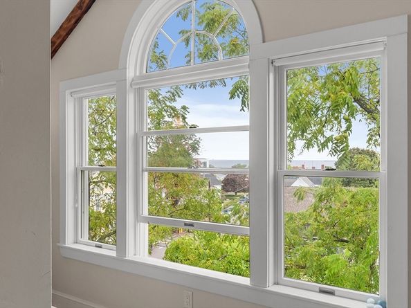 15 High Street D, Rockport MA 01966