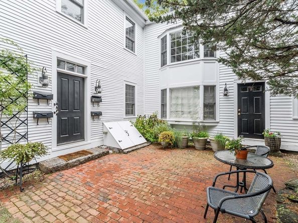 15 High Street D, Rockport MA 01966