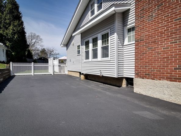 194 Beacon Street, Framingham MA 01701