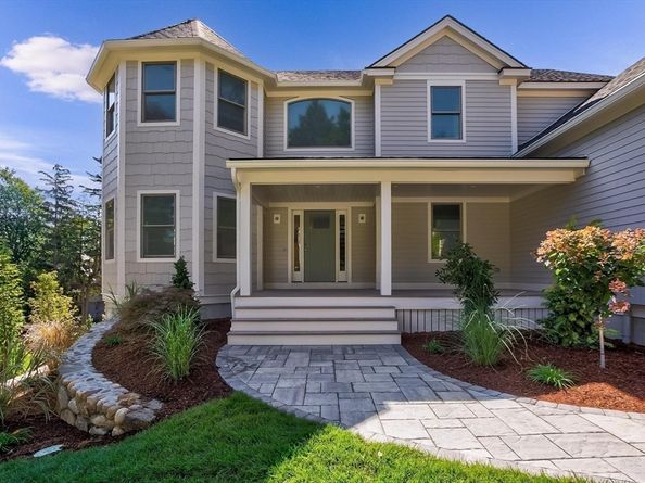 4 Adams Street, Wakefield MA 01880