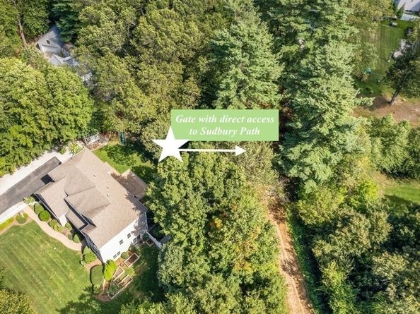78 Hunnewell St, Wellesley MA 02481