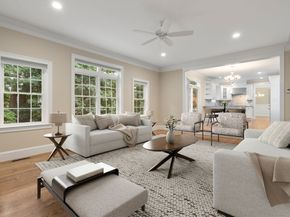 78 Hunnewell St, Wellesley MA 02481