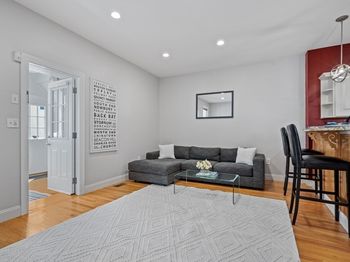 127 Cottage St