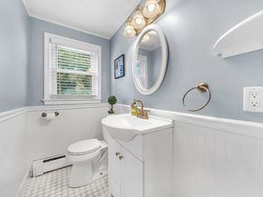 111 Greensboro Rd, Dedham MA 02026