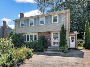111 Greensboro Rd, Dedham MA 02026