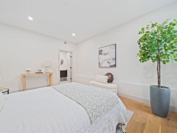 59 Falcon Street 4, Boston MA 02128