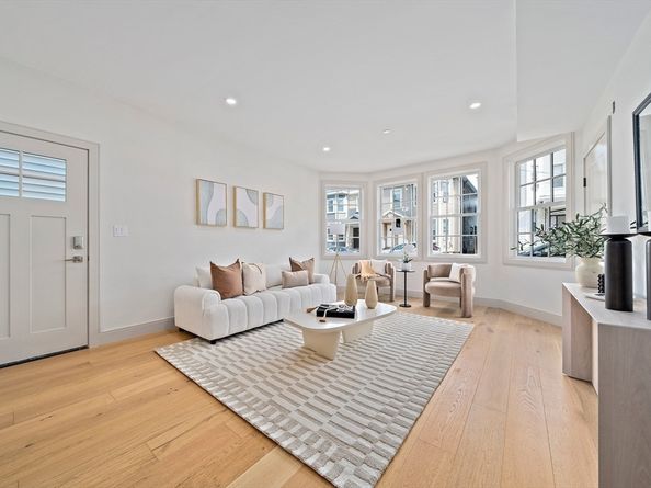 59 Falcon Street 4, Boston MA 02128
