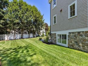 6 Revolutionary Road, Lexington MA 02421