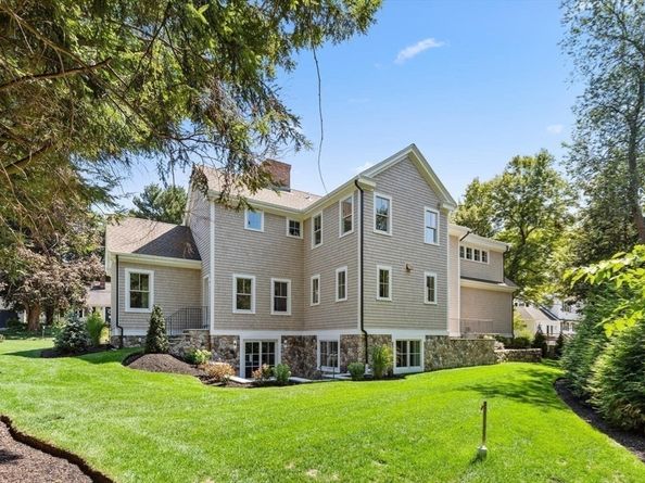 6 Revolutionary Road, Lexington MA 02421