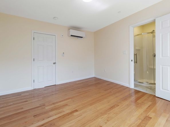 1 Glenwood St 4, Malden MA 02148