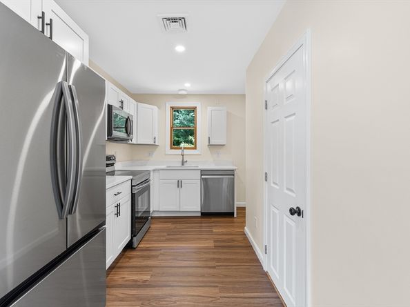 9 Terrace Way, Middleboro MA 02346
