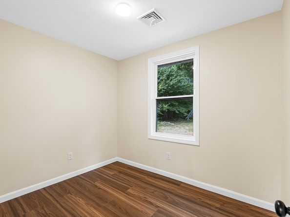 9 Terrace Way, Middleboro MA 02346