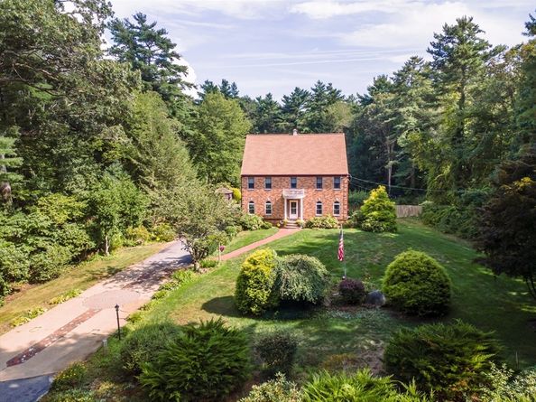 40 Pleasant Street, Carver MA 02330