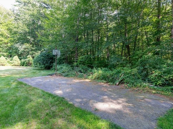 40 Pleasant Street, Carver MA 02330