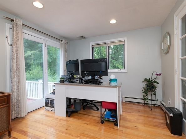 40 Pleasant Street, Carver MA 02330