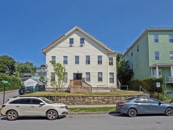 19 Elizabeth St