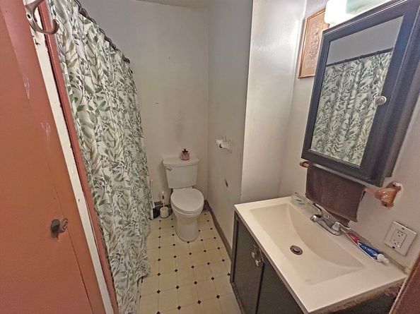 19 Elizabeth St, Worcester MA 01605