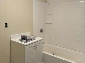 19 Elizabeth St, Worcester MA 01605