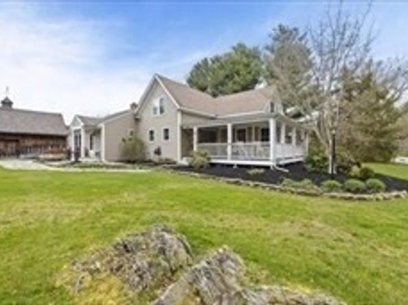 44 Prospect Rd, Plympton MA 02367