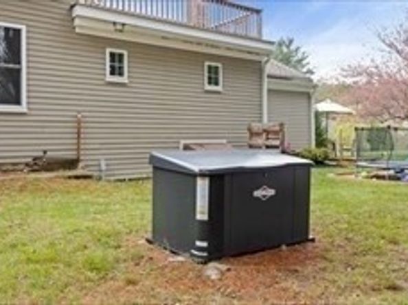 44 Prospect Rd, Plympton MA 02367