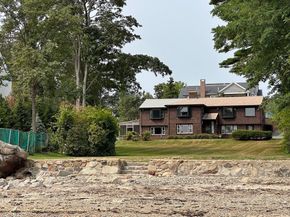 39 & 41 Woodbury St, Beverly MA 01915