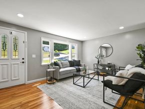 22 Michigan Dr, Hudson MA 01749