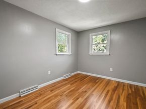 22 Michigan Dr, Hudson MA 01749