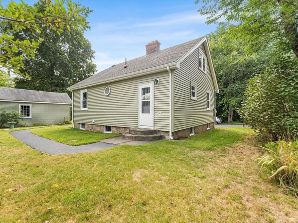 11 Harvard Ave, Shrewsbury MA 01545