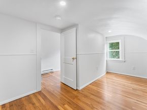 11 Harvard Ave, Shrewsbury MA 01545