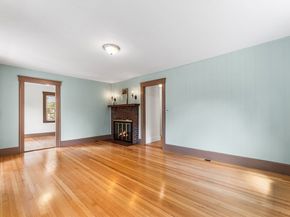 11 Harvard Ave, Shrewsbury MA 01545