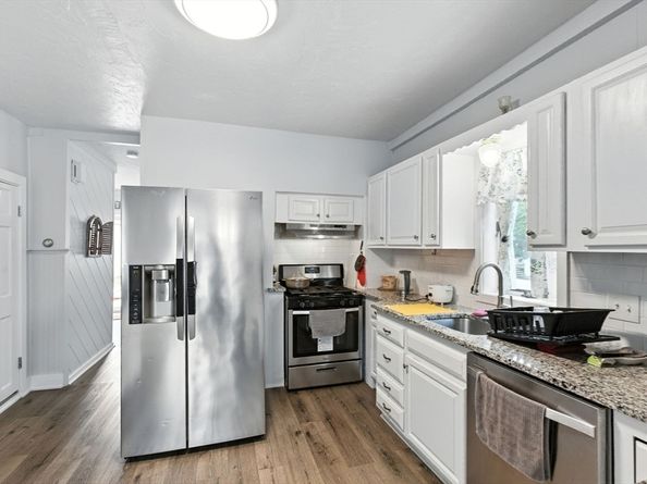 11 Clinton St, Lynn MA 01902