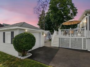 11 Clinton St, Lynn MA 01902