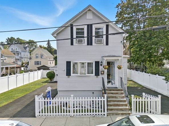 11 Clinton St, Lynn MA 01902