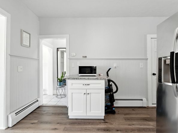 11 Clinton St, Lynn MA 01902