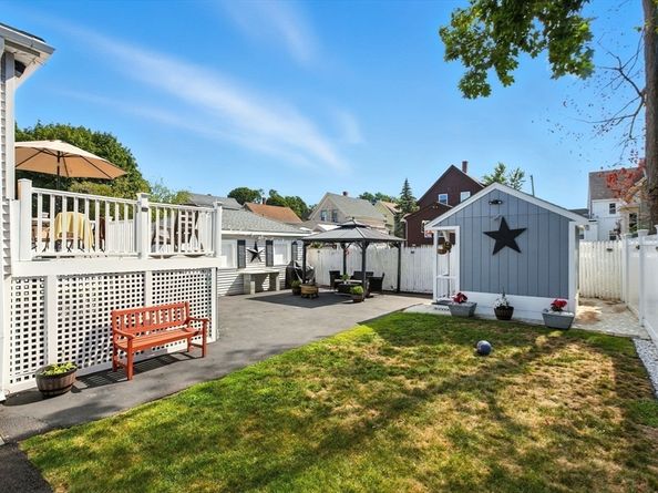 11 Clinton St, Lynn MA 01902