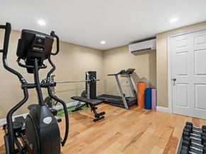122 Carlisle Rd, Westford MA 01886