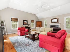 122 Carlisle Rd, Westford MA 01886