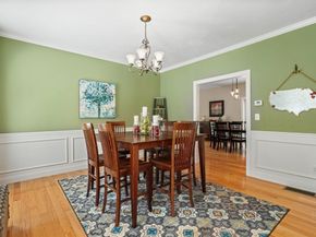 122 Carlisle Rd, Westford MA 01886