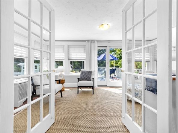 17 Free St, Hingham MA 02043