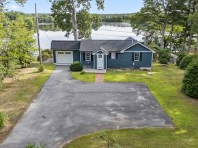 95 Pineland Ave, Worcester MA 01604