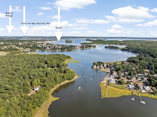 28 Arlington Road, Wareham MA 02571