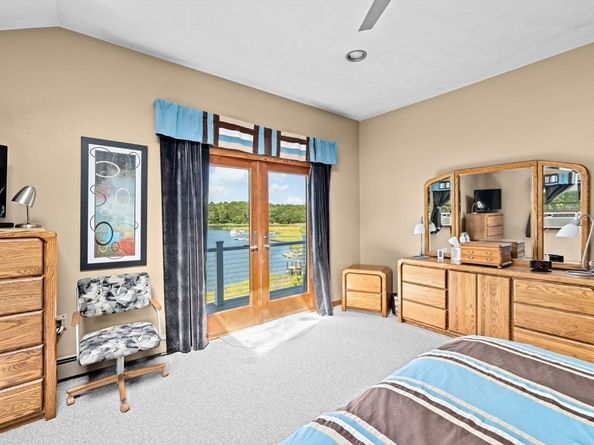 28 Arlington Road, Wareham MA 02571