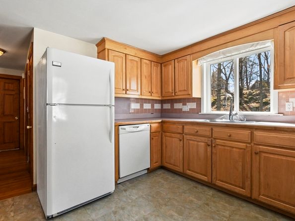 11 Stevens Street, Stoneham MA 02180