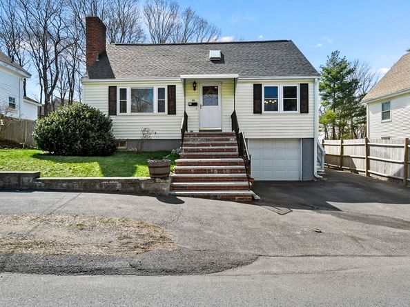 11 Stevens Street, Stoneham MA 02180
