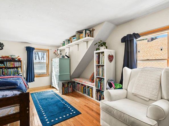 11 Stevens Street, Stoneham MA 02180