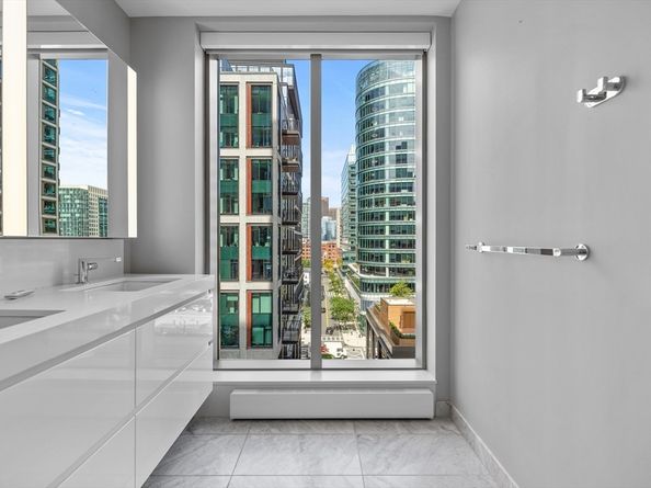 135 Seaport Blvd 905, Boston MA 02210