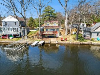 6 Cedar Pond Dr