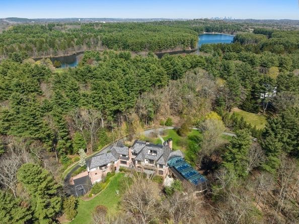 3 Idlewile Lane, Weston MA 02493