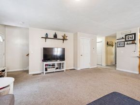 14 Pineridge Way 14, Middleboro MA 02346