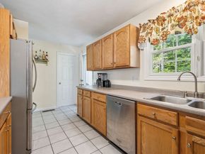 14 Pineridge Way 14, Middleboro MA 02346